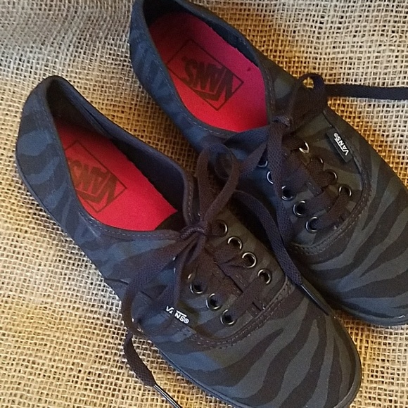 Vans Shoes - Black Vans